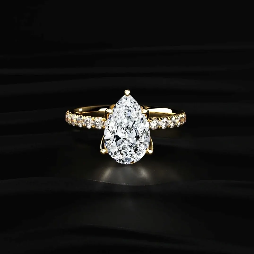Lab-grown diamond ring